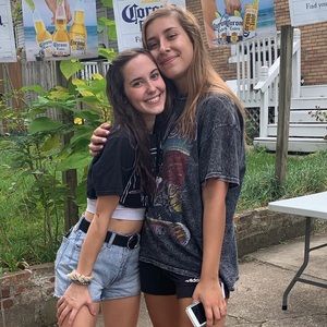 Meet your Posher, Jenna